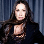 Alanis Morissette Sues Ex Tour Manager Over Alleged Extortion Plot