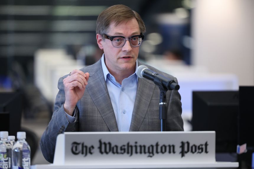 DC Gets Blessing Of Journalism Nostalgia With Newspaper War Revival