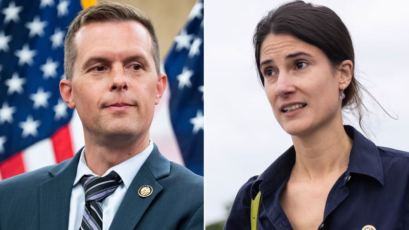 Democrats Suddenly Remember They're Supposed To Oppose Trump Sometimes