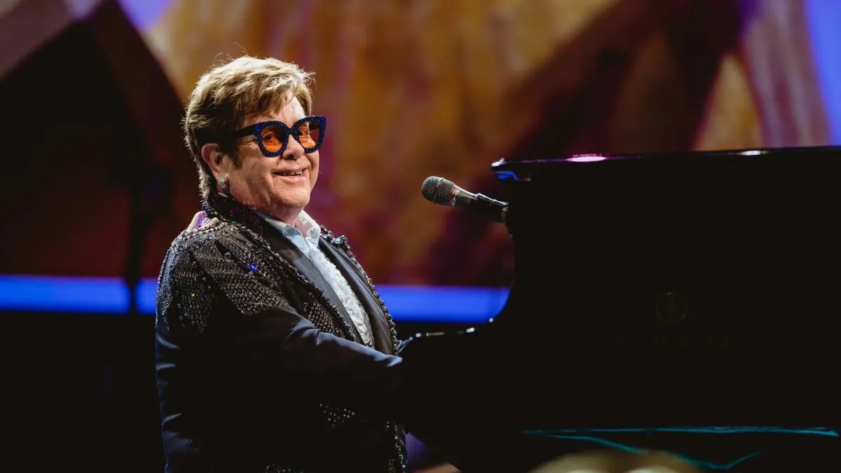 Elton John Rocks Rio with Rare Brazilian Favorite
