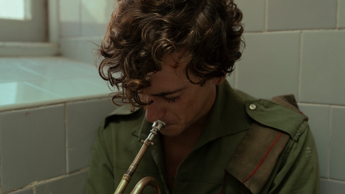 Guitarricadelafuente Drops Original Song From Spain's Oscar Entry La Bola Negra