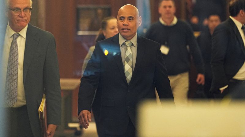 ICE Officer Claims He's Innocent Because Lying Is His Job