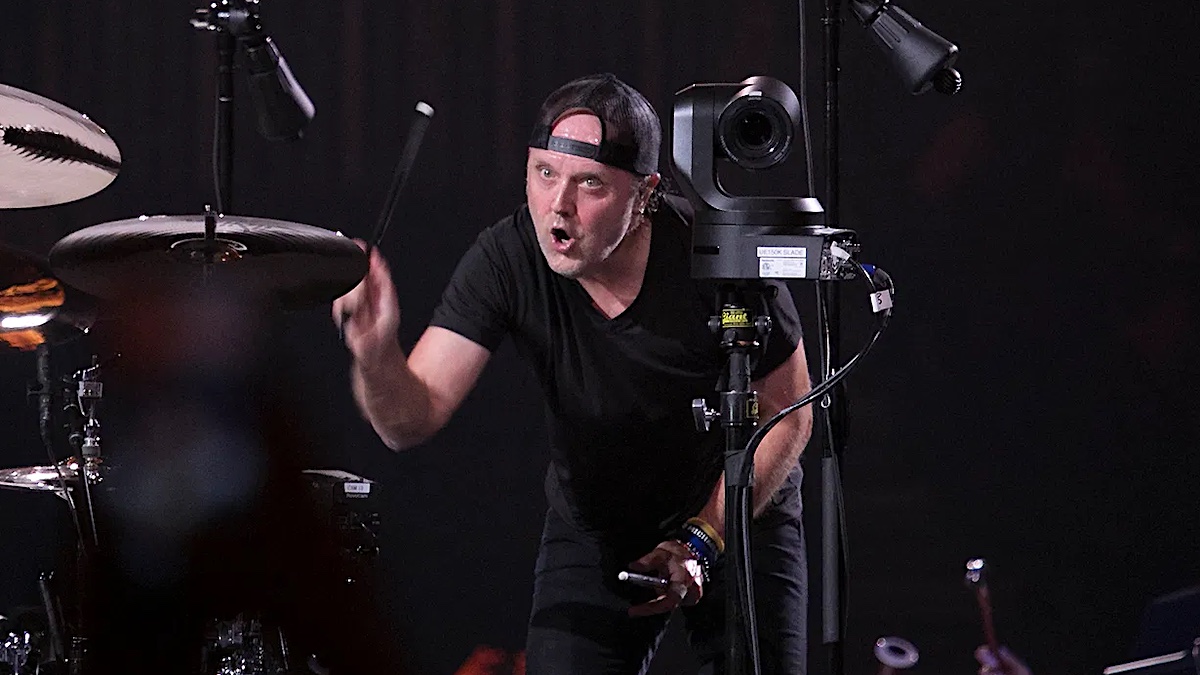 Lars Ulrich Unloads Two Mansions for 68 Million Dollars