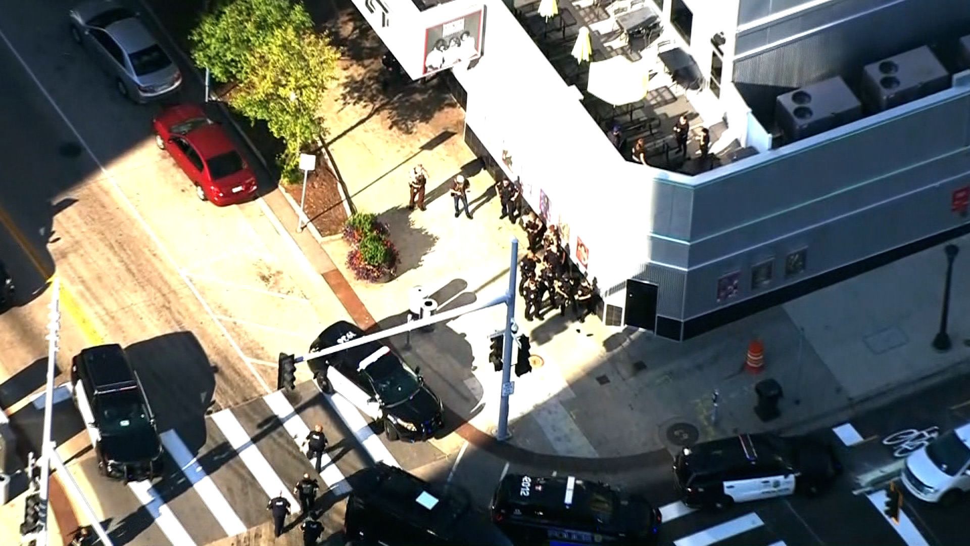 Minneapolis Shooting Leaves Multiple Victims Including Two Police Officers Apparently