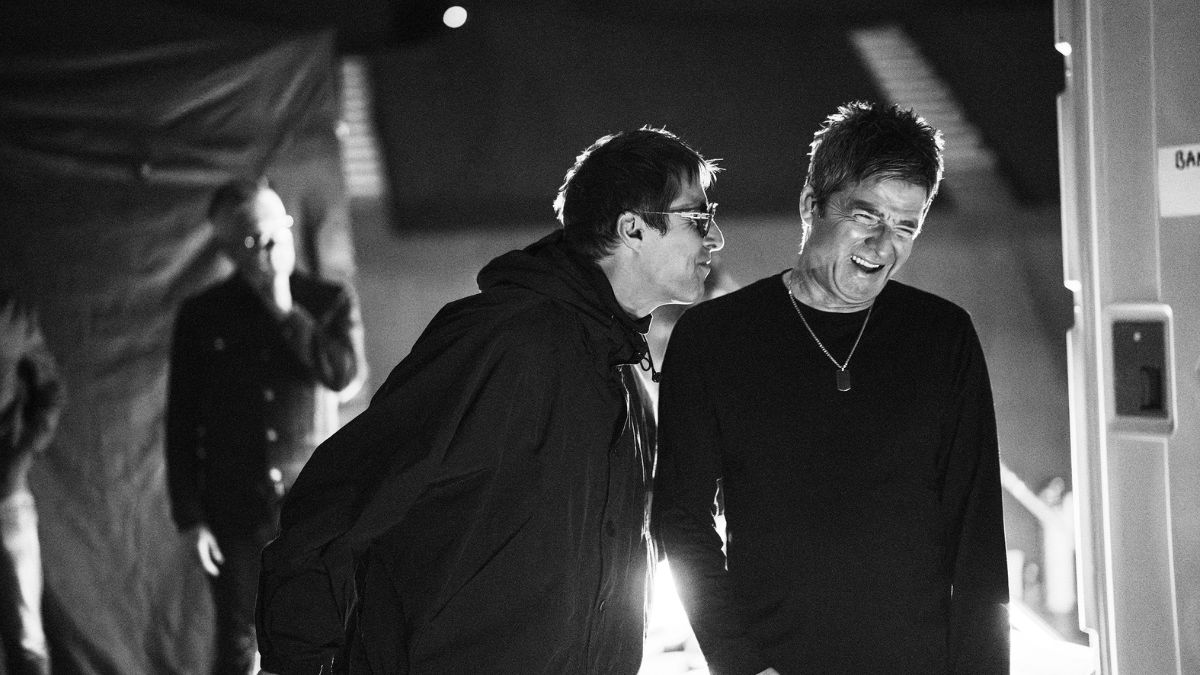 Oasis Doc Highlights Fans As The True Heroes