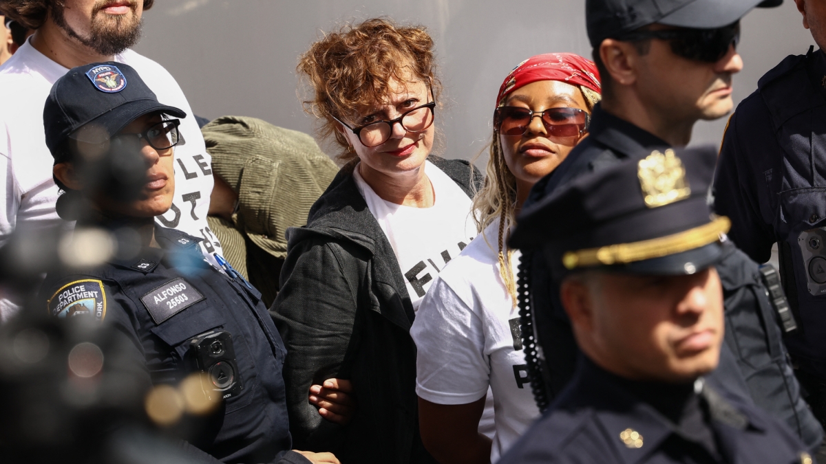 Sarandon and Einbinder Detained During UN Protest Against Netanyahu Speech