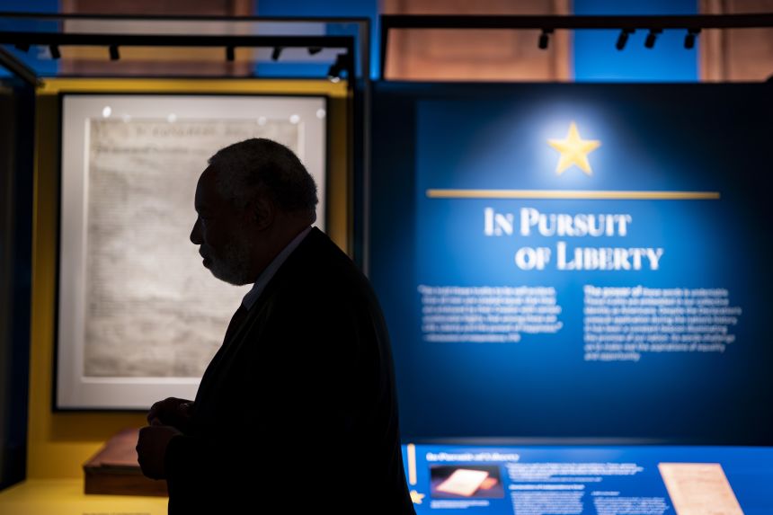 Smithsonian Seeks Glutton for Punishment as New Leader