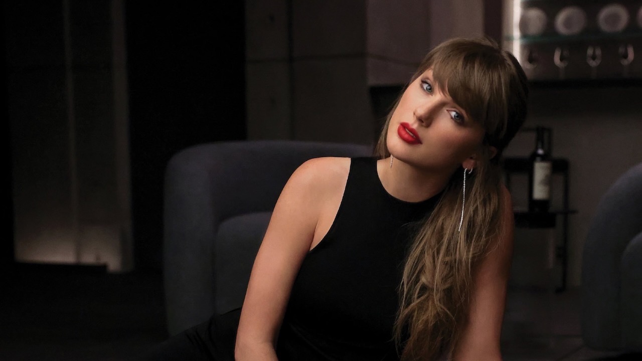 Taylor Swift Drops Four New Tracks On Surprise Album