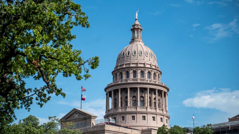 Texas Capitol Apparently Not Secure Enough Against Random Guys