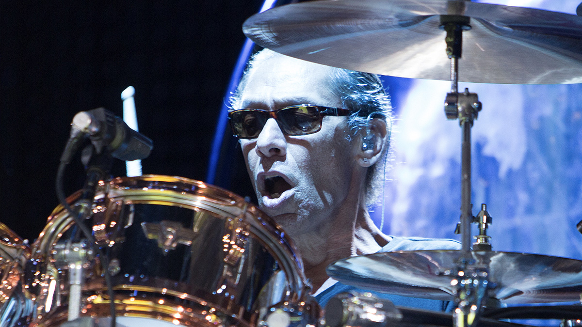 Van Halen Drummer Alex Van Halen Earns Royal Dutch Honor