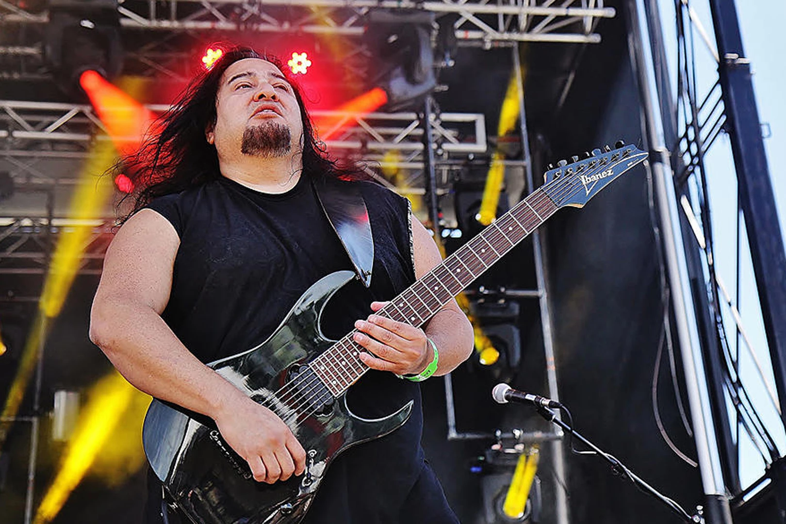 Dino Cazares