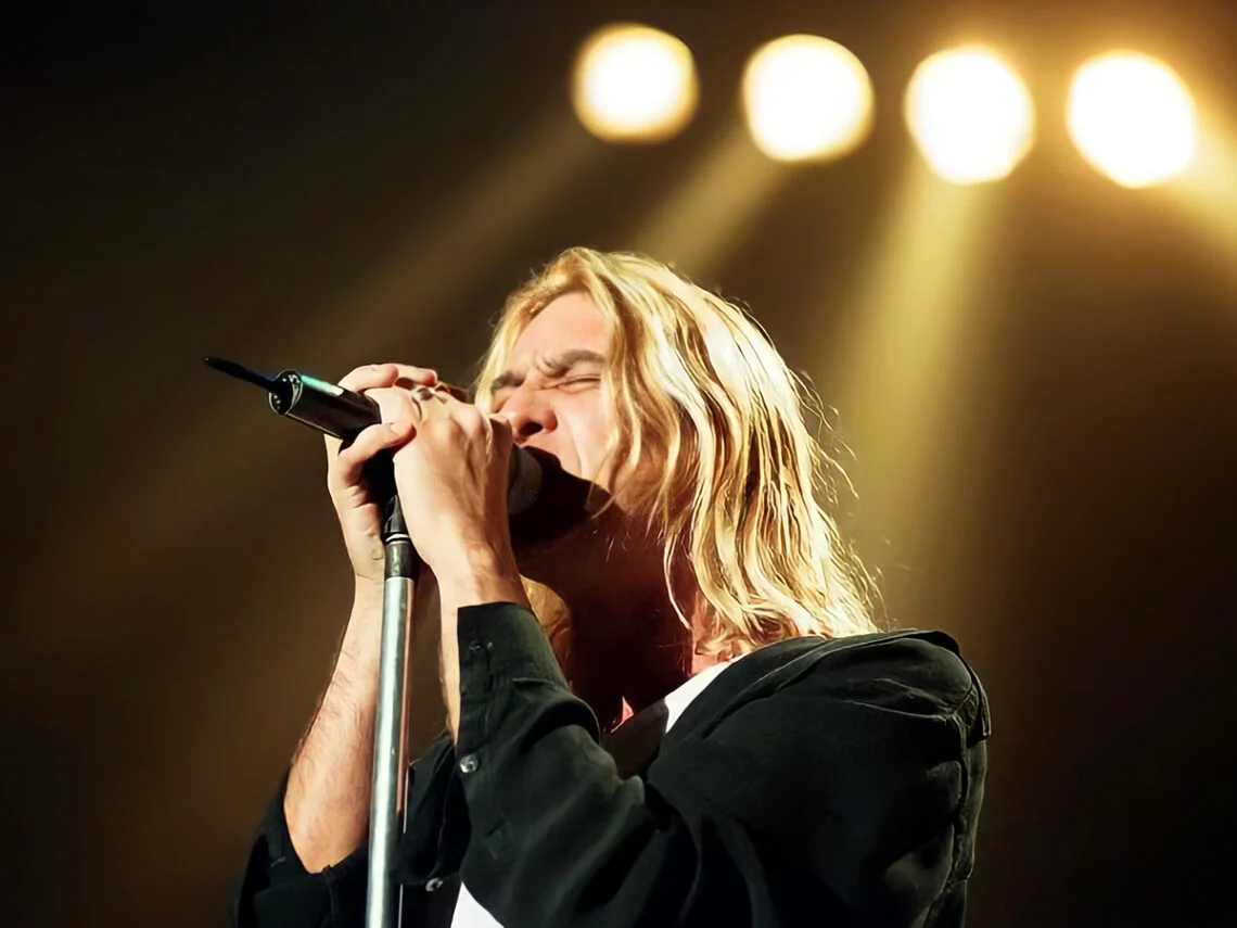 Joe Elliott Def Leppard Singer Musician Far Out Magazine 1140x855