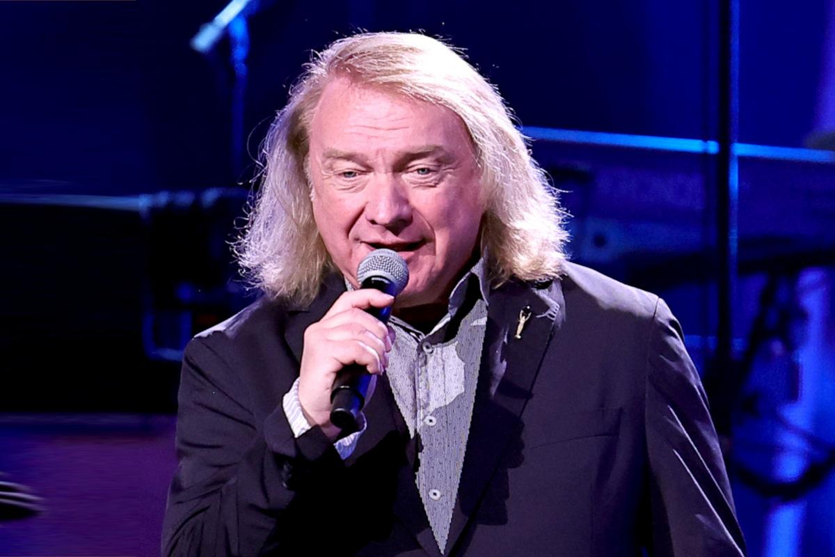 LOU GRAMM trashes modern rock because hes 80 and out of touch