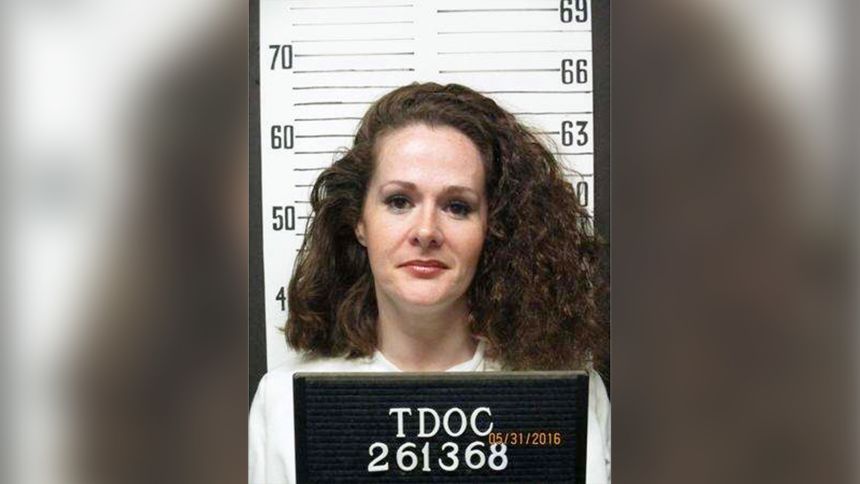 Execution team frets about IV mishap during Christa Pike's lethal injection