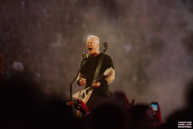 Metallica blesses us with overproduced Lux Æterna video from Vegas residency because you clearly needed this