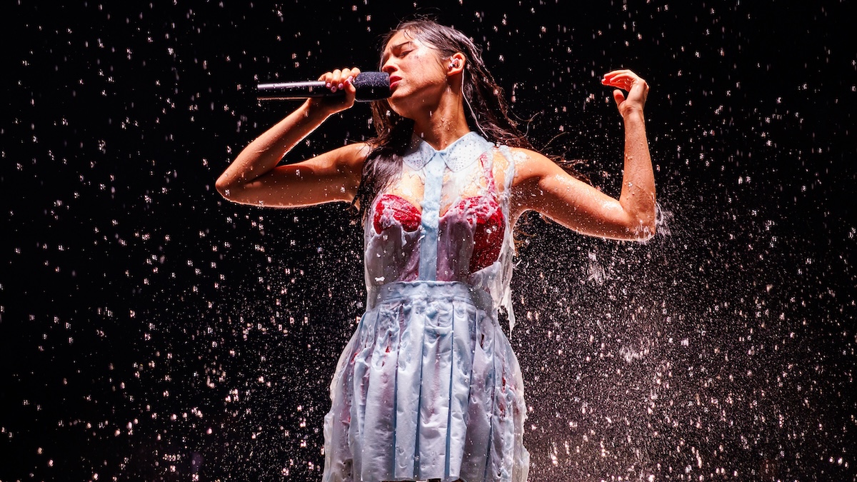 Olivia Rodrigo Brings Flawless Energy To The Unraveled Tour