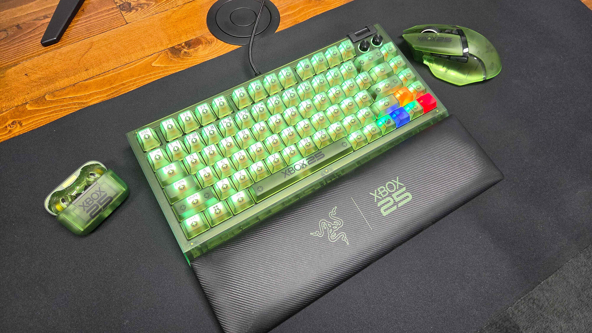 Razer peddles overpriced nostalgia with Xbox 25th anniversary cash grab