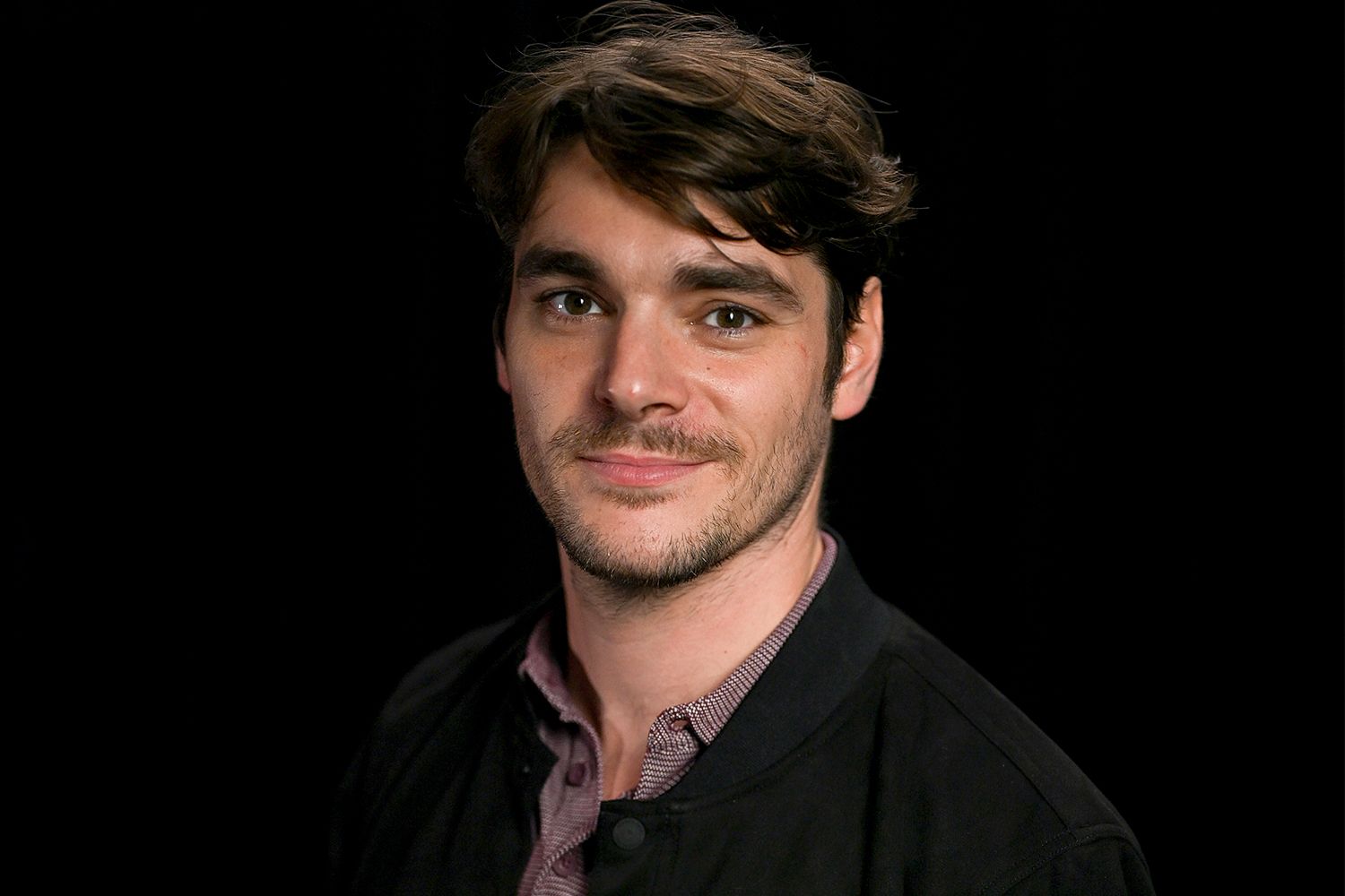 rj mitte 1 101226 349cf7b49480428ca4869f58b9a09b85