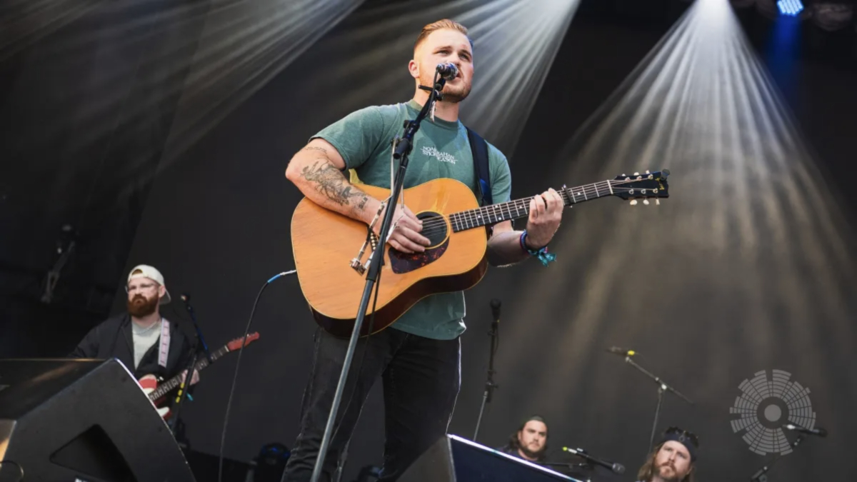 Zach Bryan Announces 2027 Tour Ticket Details Released